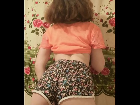 ❤️ Babe muda seksi menanggalkan seluar pendeknya pada kamera Video dubur pada ms.sex78.ru ❤